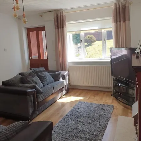 بيت للعطل Hillview From