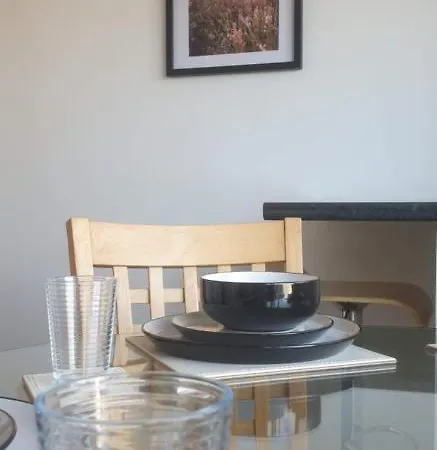 Hillview From Lackenby