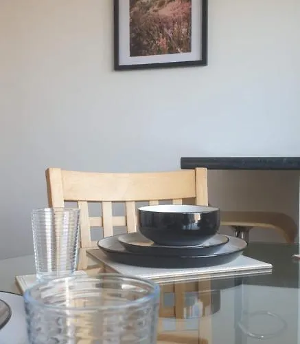 Hillview From Lackenby